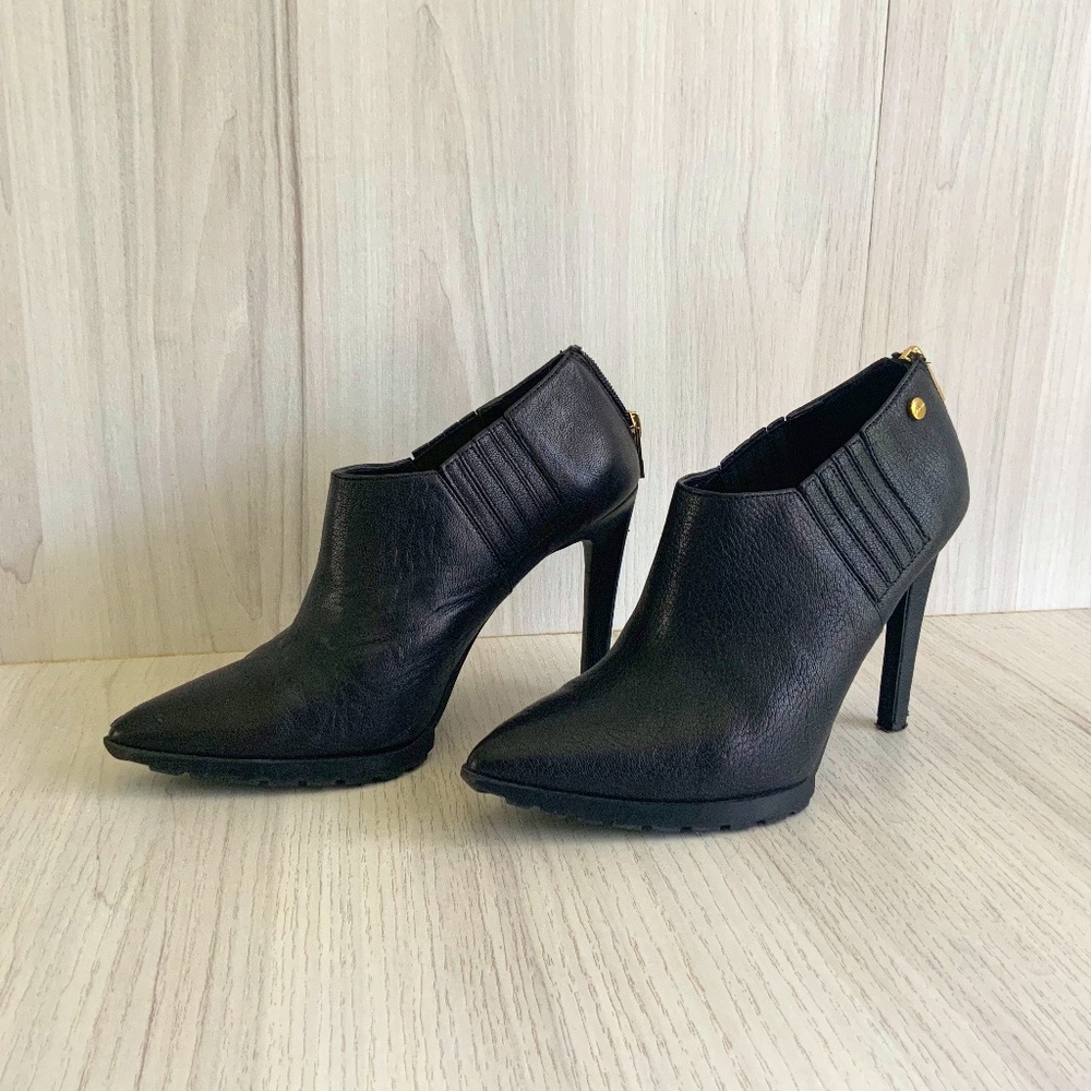 Calvin Klein Ankle Booties